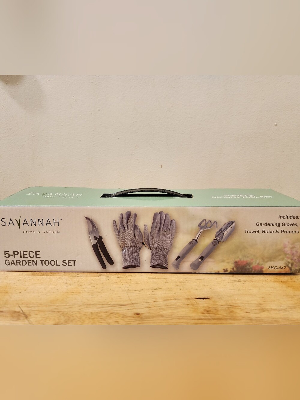 Savannah  5-Piece Garden Hand Tool Set - Gardening and Planting Kit